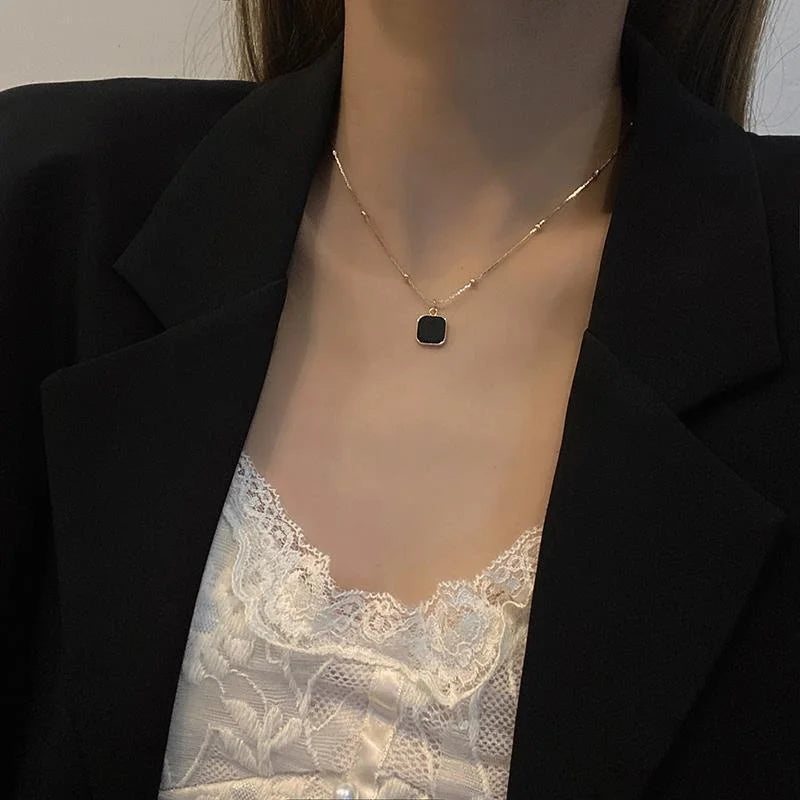 Square Pendant Minimalist Choker Necklace - Women's Fashion Jewelry